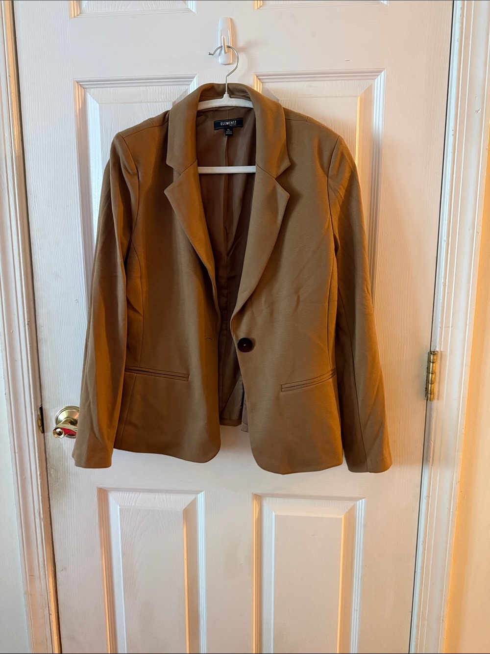 Elementz Women's Camel/Tan Single-Button Blazer